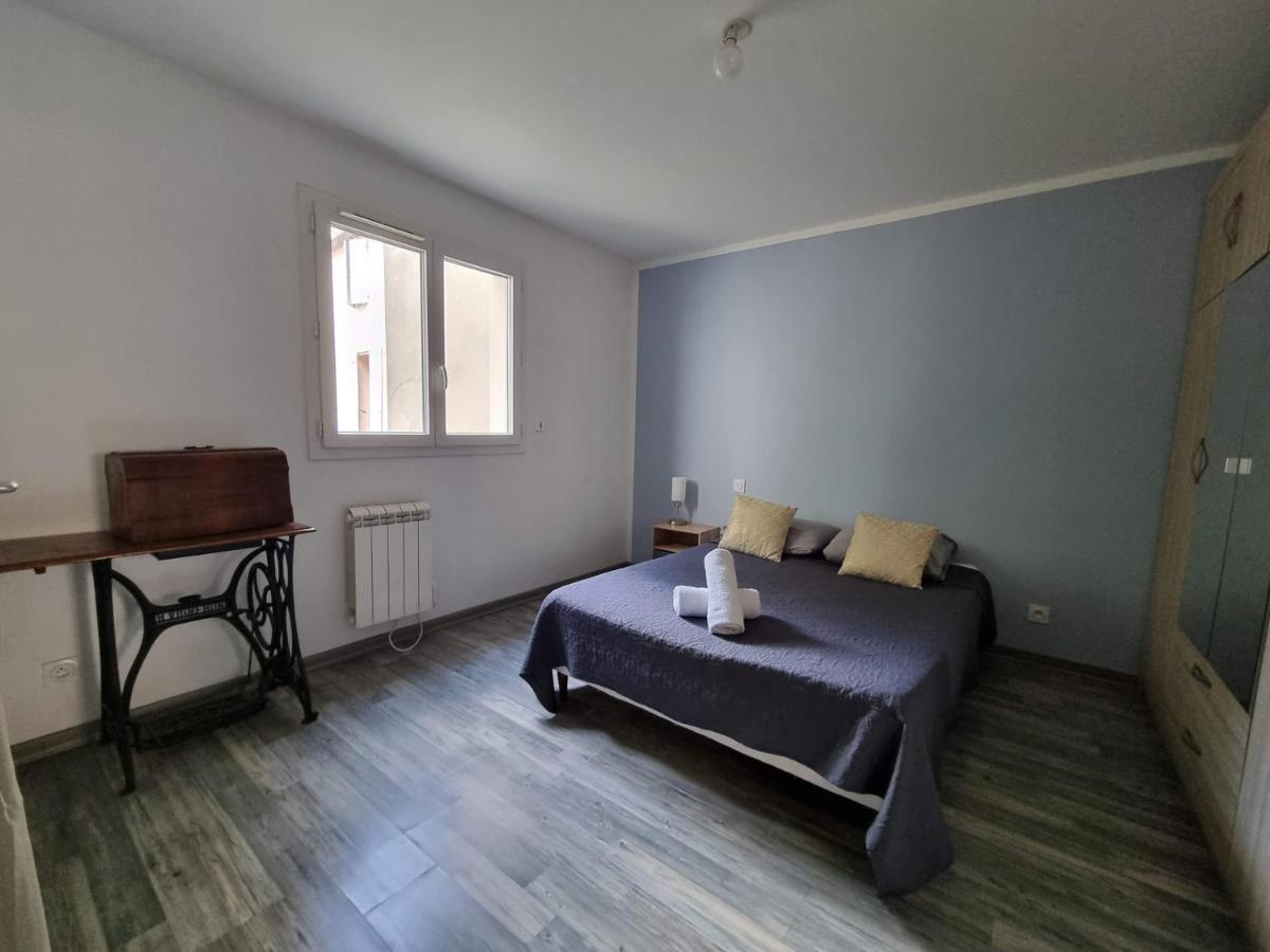 T2 Avec Terrasse 25m², Garage, Plein Centre-ville Appartement