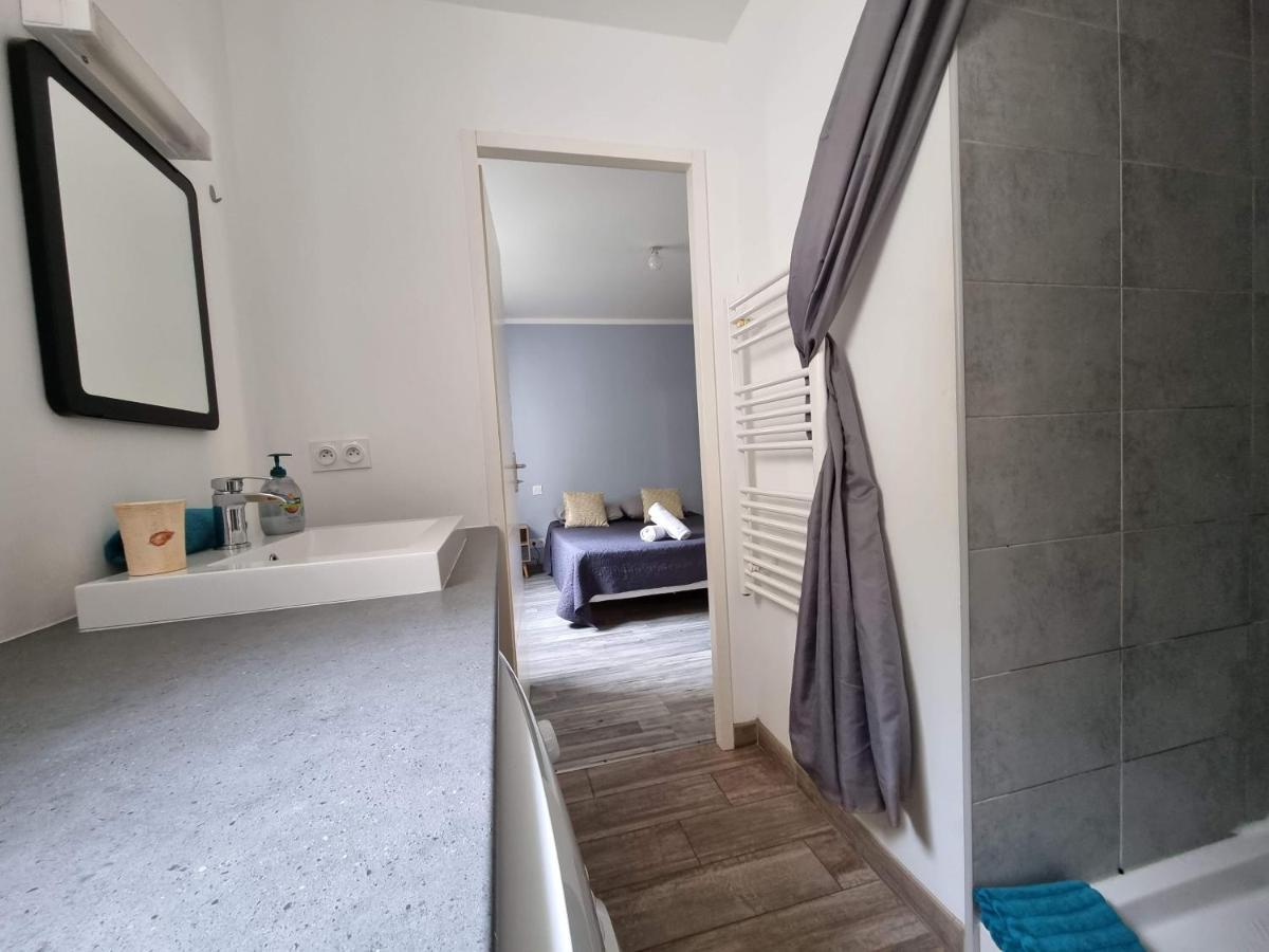 T2 Avec Terrasse 25m², Garage, Plein Centre-ville